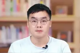 如何低风险的抄底半导体板块？#紫光集团 #韦尔股份 #半导体 #国产芯片 #斯达半导 #股票 #投资#可转债 #A股 