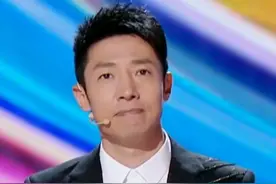 #夜读人生  撒贝宁：“勤奋刻苦是通往考场的基石，专注求索是走进考场的底气，志向坚定是面对考场的从容。”一笔一划，书写梦想；一字一句，见证成长。全力以赴，定能不负韶华！高考加油！#撒贝宁  #高考视频封面