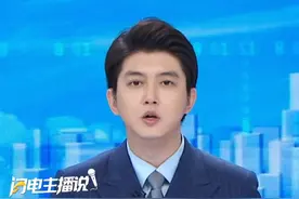 7月18日，广东佛山，已增加至1199人确诊！基孔肯雅热个人感染风险持续上升！主要通过“花蚊子”叮咬传播！主要表现为：发热、关节痛、皮疹、头痛、恶心等！广东佛山多区展开灭蚊行动！#蚊子 #传染病 #卫生