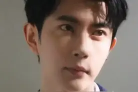 小区业主还原于朦胧坠楼细节，记者实测打开纱窗并不容易，网红民警谈排除刑事案件：“因捕风捉影的信息去阴谋论，是对逝者的不尊重”#大象主播说