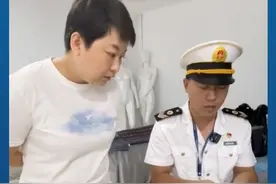 卫监突击违法“美容培训”负责人“睁眼说瞎话”@卫监小姐姐 #市场监管 #中国质量监管视频封面