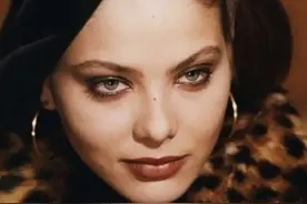 奥内拉穆蒂：冷门电影里美了一辈子的猫系美人！ #复古穿搭视频封面