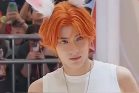 #卡琳娜CJ现场心动瞬间 这种颜值暴击，不用这个出片神器，简直就是暴殄天物！#2025ChinaJoy