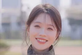 全场唯一一个00后军训女教官！#军训 #00后 #开学视频封面