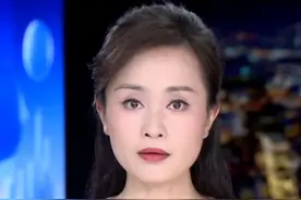 网传奔驰“亮证女”是公安局领导？8月2日，警方最新回应：不属实！人民网评：在风波有演变成风暴的趋势下，舆论想听的不是“她不是谁”，而是“她是谁”。#媒体精选计划
