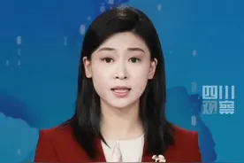 #不识字老人两年被扣近9000元话费  经投诉，电信营业厅承认其中的2611.15元是操作失误，已经全额退还错扣的费用。投诉人不认可这个回应，江门电信表示将会尽快梳理近两年半的扣费情况，如果有问题会再次补偿。