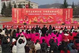 跟党奋进新征程 巾帼舞动新时代 | 两当县举办“三八视频封面
