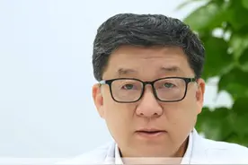 喝酒可以软化血管是真的吗？高血压患者一点酒都不能喝吗？#喝酒 #高血压 #血管健康 #硬核健康科普行动  #许友松医生视频封面