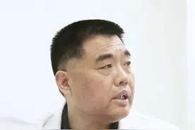 男孩甲状腺炎心率高达120次每分钟，心率过速风险很大 #育儿 #医学科普 #甲状腺炎 #心率 #甲亢视频封面