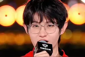 #AG年度总决赛冠军 #AG四冠王 #2024KPL年度总决赛 #一诺  我觉得创造我们的时代，就是要打破一切不可能视频封面