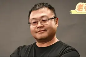 华为盘古大模型真来了，就依靠昇腾训练能以1/4参数追平DS视频封面