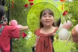 女生被求婚当场愣在原地，随后“崩溃”大喊：我没化妆#求婚#幸福@刀妹儿 视频封面