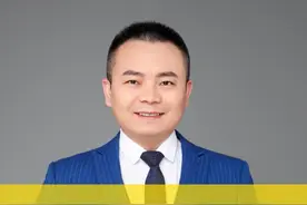 DeepSeek爆火，梁文峰持股比例曝光，股权架构堪称经典！#DeepSeek #商业 #股权设计 #企业 #创业视频封面