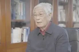 顾明远：教师应该以教育家精神锤炼自我视频封面