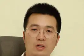 运动医学专科医生谈快船保罗乔治反关节损伤 #保罗乔治 #nba #快船队 #膝盖 #运动损伤 #医学科普视频封面