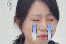 主播拼了！6月18日，四川西昌。#四川观察女主播直播生嚼蟑螂 生吞、咀嚼、细品、触角卡在喉咙还在动……你的眉头皱起了吗？#探秘全球最大美洲大蠊养殖基地 @一颗豆柠