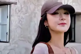 薇娅被曝隐秘复出 在小程序出镜带货#薇娅视频封面