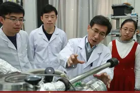 国家最高科学技术奖获得者薛其坤：持续做出有重要影响力的原创性科研成果是科学家的使命和担当视频封面