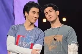 “同一个世界、同一个梦想、同一张脸”，李治廷惊喜亮相王力宏演唱会 #王力宏 #李治廷 #演唱会 #live #音乐