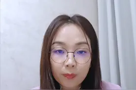 肺癌放疗通常一个疗程，但不同治疗目的次数不同，肺癌根治性放疗次数一般在30次左右。#肺癌 #放疗 #科普视频封面