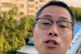 “我进我家，还要敲门？”
没有边界感的父母，有多可怕？
#父母和孩子是一场渐行渐远的别离#原生家庭 #只有经历过的人才会懂 #敲门礼仪 视频封面