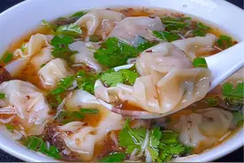 馄炖好吃有诀窍，教你千里香馄饨秘制配方，汤鲜肉嫩，太香了视频封面