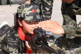 军营开放日，让萌娃过足了“兵瘾”（毛志炜 谢森轩）#军营开放日 #国防教育 #兵哥哥视频封面