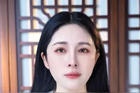 关税大战，对我们普通人有啥影响？ #关税 #中美关税 #美国关税 #小月说 #抖音热评视频封面