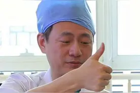 查出#乳腺癌 独自来看诊，她说：这都是常见病了，我一点都不害怕！#乳腺大夫李杰 #李杰主任门诊故事视频封面