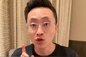 vivo X200 Pro Mini拆箱上手 目前最强安卓Mini，而且还是Pro级，这是冲着iPhone来的吗？#vivox200promini视频封面
