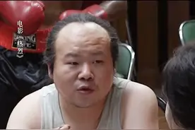 看到第20秒，谁能忍住不被小岳岳的即兴发挥逗笑？#电影热烈王一博全家喜剧人  #电影热烈视频封面