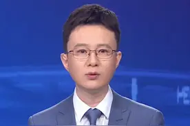 男子吸食火机气体再抽烟引发爆炸 转发！警醒！@大象新闻主持人胡尔柯察金 #大象主播说