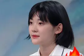 你读过她的诗吗？05后天才诗人#姜二嫚 抢灯对诗文，完胜全场！#现代诗 #别人家的孩子 #开学季 #黄河文化大会视频封面