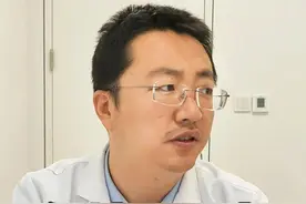 患者有急性胃肠炎，一晚上腹泻二三十次，建议急诊输液治疗。#医学科普 #医生日常 #急性胃肠炎 #硬核健康科普行动  #医疗创作者培优计划视频封面