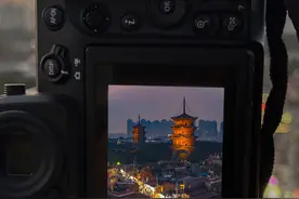 拍不好照片❓躺下来换个视角拍试试❗️ #拍照 #抖音摄影美学大赏 #放眼泉州全是好风景