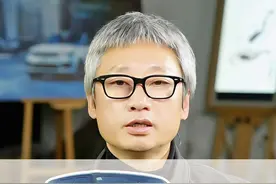 你们觉得17款的揽胜行政得看起来老没老？ #路虎揽胜 #带你懂车 #汽车知识#dou是好车 #汽车人共创计划视频封面