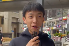 那女生都会讨论什么话题呢#街坊 #学生时代 @抖音短视频 视频封面