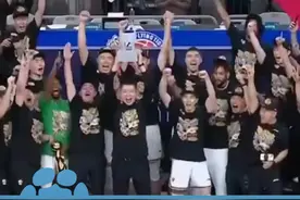 5月22日，祝贺！辽宁男篮夺得CBA队史第四冠，同时收获队史首个三连冠，杨鸣在辽宁男篮所有将士簇拥下举杯视频封面