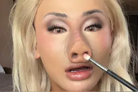 体验特效化妆！把自己化成小猪公主！#美妆 #动物拟人化妆 #特效化妆视频封面