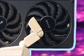 A750后继有人了？蓝戟Intel Arc B570显卡实测 处理器视频封面