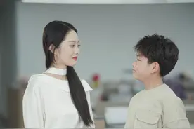 女同事处处使绊子？还好有小孩哥为我撑腰！ #剧情反转