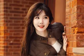 活力少女拍照姿势快学起来 #拍照姿势 #街拍 #外滩街拍 #外滩拍照 #上海拍照视频封面