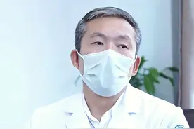 胸疼痛是什么原因 #中医 #诊室日常 #医者仁心 #健康咨询来小荷视频封面