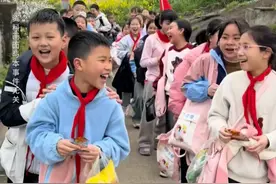 3月18日（发布时间），#湖北利川给小学初中放2天春假，加上清明假期可连休5天。视频封面
