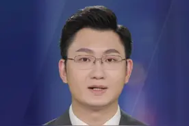广西防城港市公安局边境管理支队针对“会车遇奔驰女司机亮证逼迫让路、派出所民警上门要求删帖道歉”事件发布最新通报，称已成立工作组展开调查。