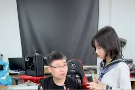 今天教教新人小鹿主板知识#技嘉 #主板 #电脑硬件 #黑冰四美