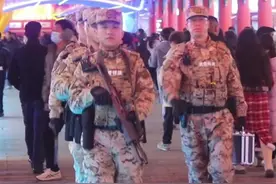 习主席发表二〇二五年新年贺词， 在武警湖北总队全体官兵中引起热烈反响。（杨垒）#新年贺词视频封面