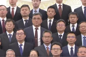 习近平：希望航天战线同志们再接再厉，乘势而上，为建设航天强国再立新功！视频封面