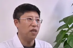 熬夜=养肿瘤？肿瘤科医生：频繁晚睡对人体的免疫功能非常不好，睡眠得不到补充，一部分细胞可能会癌变，慢慢形成肿瘤