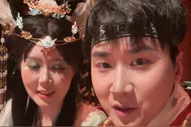韩国女友第一次在洛阳体验中国汉服，被美哭了 #洛阳 #外国人 #韩国人 #河南 #汉服视频封面